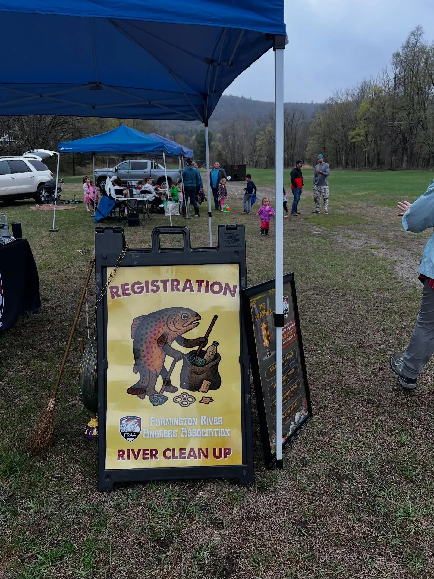 6th Annual Farmington River Cleanup
